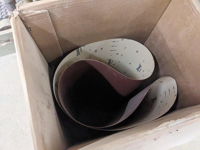 Usato Calibratrice Uniduemila in condizioni di lavoro  - Sanding machine in working condition