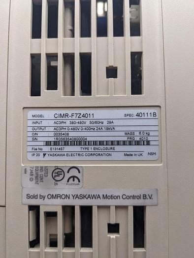 Usato YASKAWA Inverter Omron YASKAWA Varispeed F7 da 11kW CIMR-F7Z4011