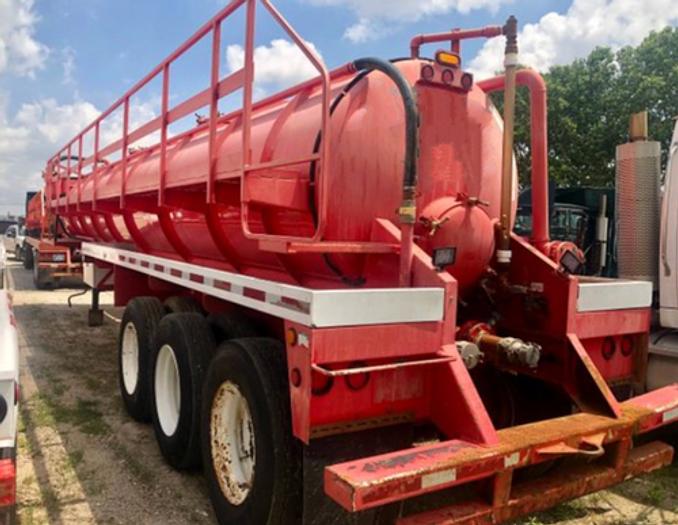 Used 2013 Troxell 130bbl Vac Trailer