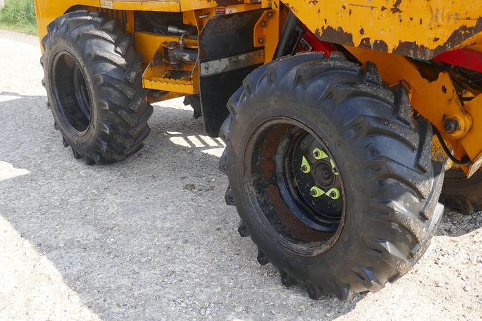 Used 2015 THWAITES 1 TONNE