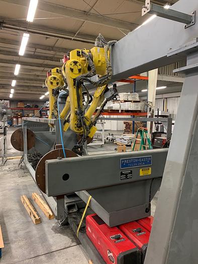 Used TEC WELD ROBOTIC DUAL TRUNION WELDING CELL WITH 2 FANUC ARCMATE 120iB'S