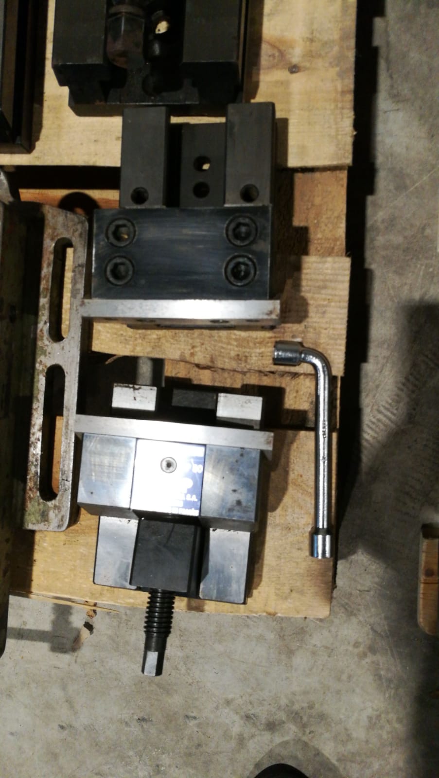 Gebruikt BRIDGEPORT VMC 760 20 - 1994