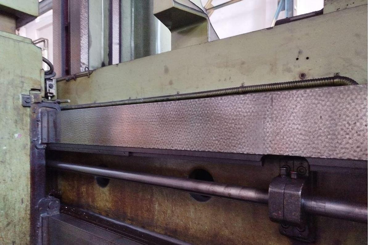 Used CKD BLANSKO SK25A Vertical Turning Lathe