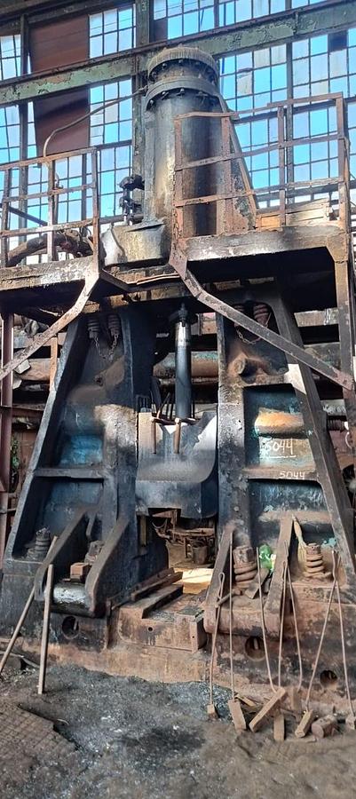 Used Double frame forging hammer CHAMBERSBURG 6000