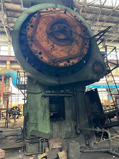 Used 1980 SMERAL LKM 4000 Hot stamping press