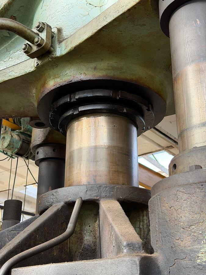 Used 1960  TOS Rakovnik CBJ 500-1 H-Frame Hydraulic Press