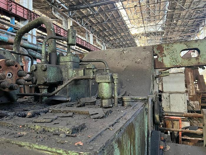 Used 1972 ODESSAPRESSMASH P6738, 630T Horizontal Hydraulic press for pressing of wheelsets