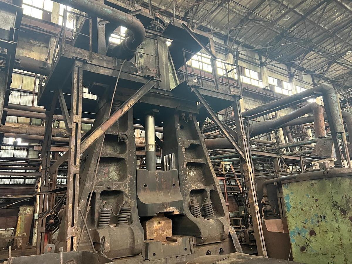 Used 1984 Kramatorsk M2152 16T Air steam die forging hammer