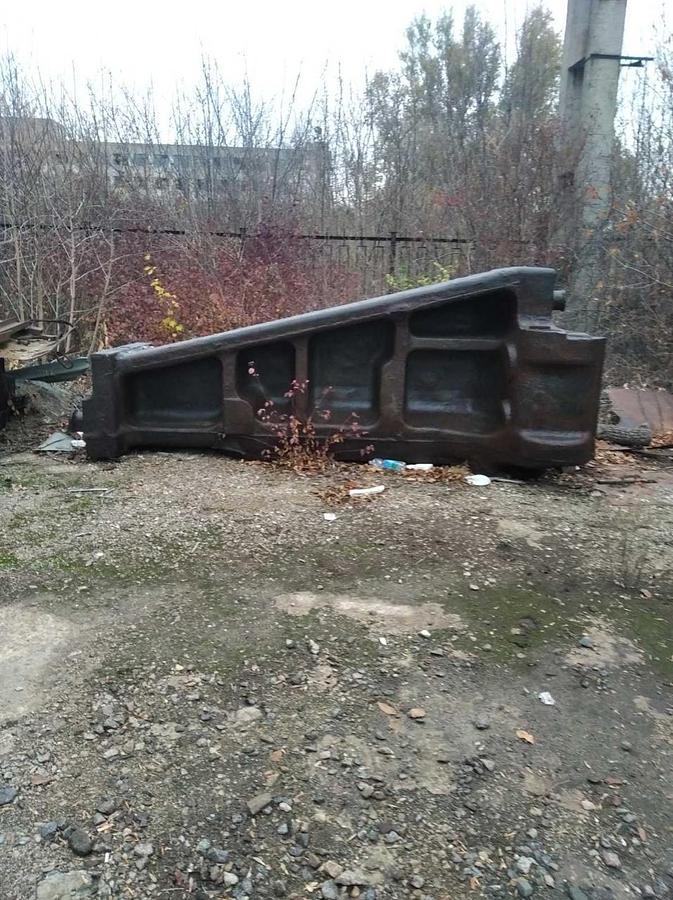 New stale Kramatorsk left and right columns for hammer 16t model M2152