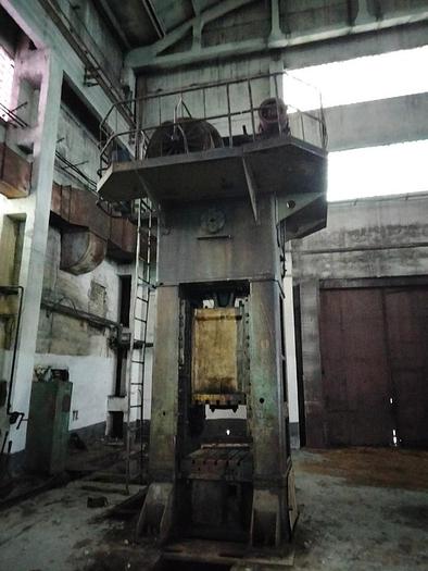 Used 1983 TMP VORONEZH KV 2536 400T Mechanical stamping trimming press