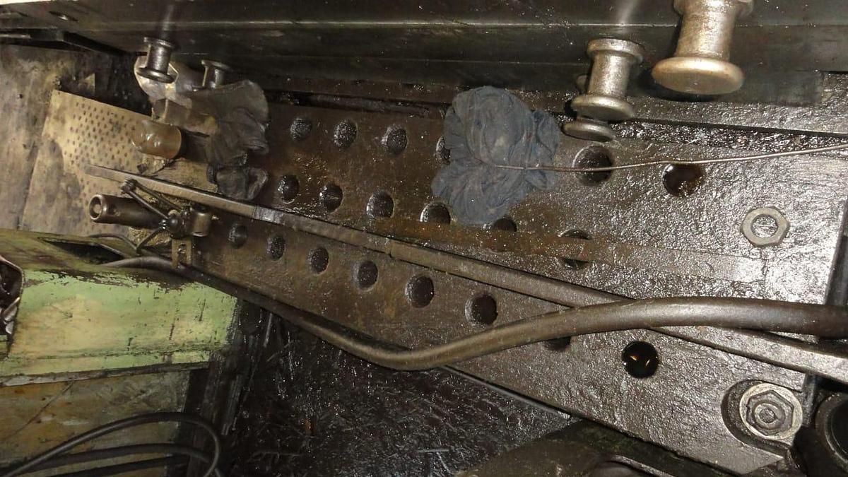 Used 1977 TMP K3540 1000TN Double-crank sheet stamping presses