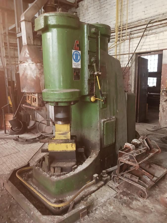 Used 1974 STANKO MB4134 250kg Pneumatic forging hammer
