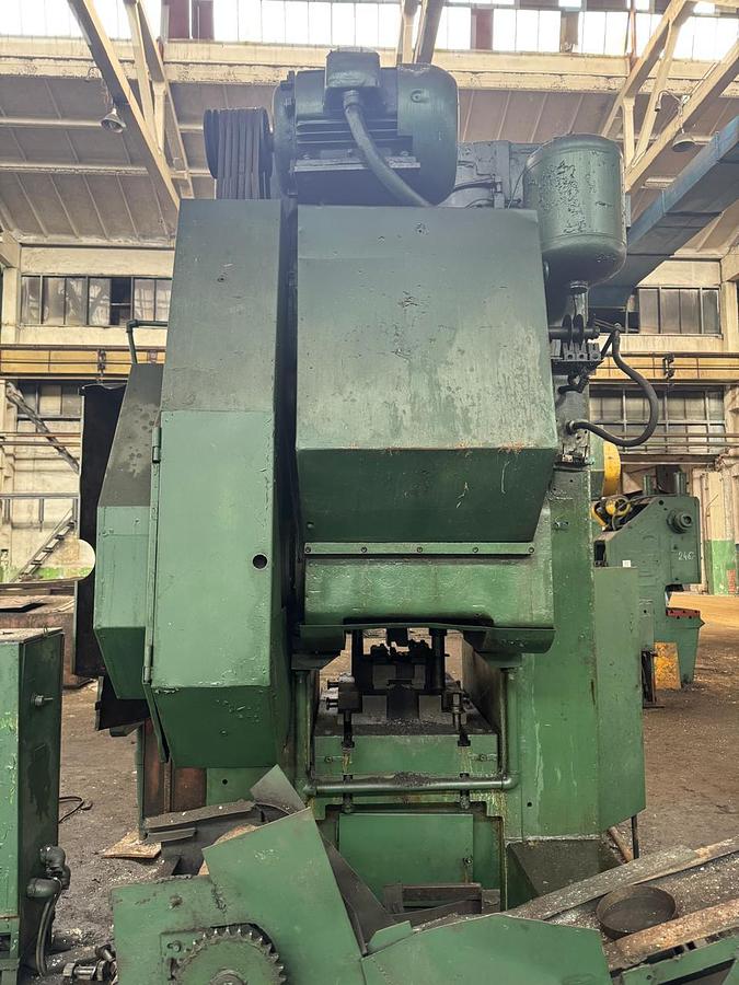 Used 1981 Barnaul K8340 1000T Knuckle Joint Press