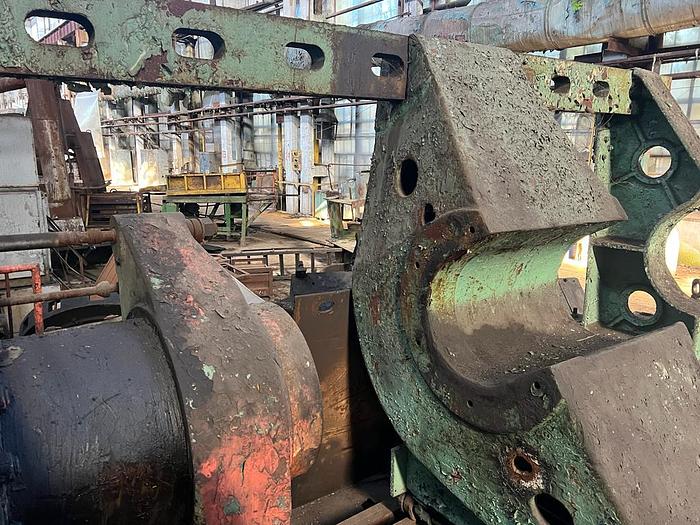 Used 1972 ODESSAPRESSMASH P6738, 630T Horizontal Hydraulic press for pressing of wheelsets