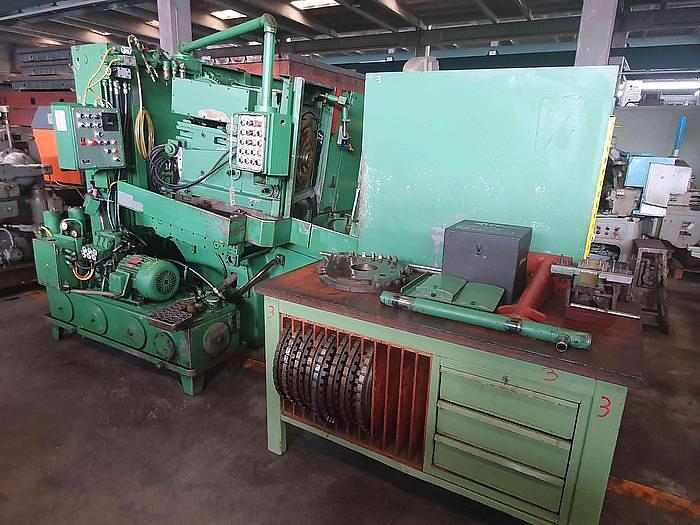 Used 1983 GLEASON 666 Spiral bevel gear generator