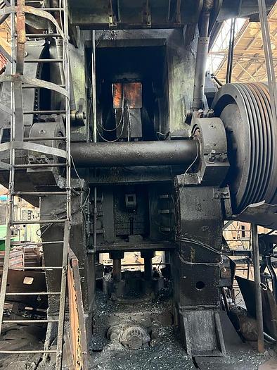 Used 1983 TMP VORONEZH K8544,2500T Hot stamping press