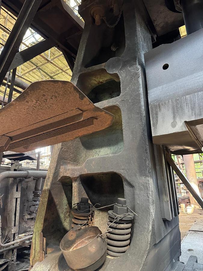 Used 1985 Kramatorsk M2152 16T Air steam die forging hammer