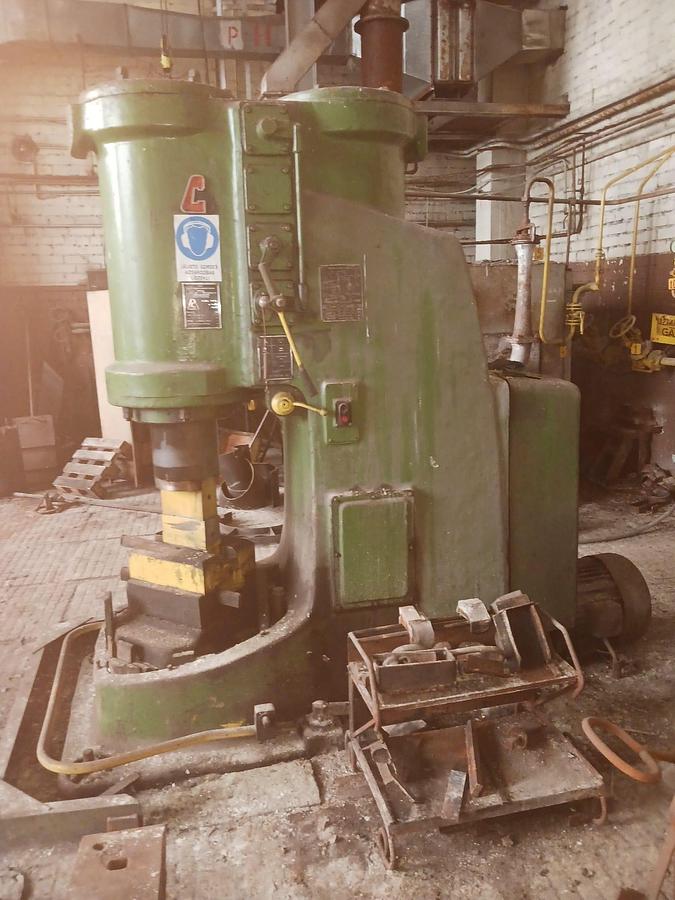 Used 1974 STANKO MB4134 250kg Pneumatic forging hammer