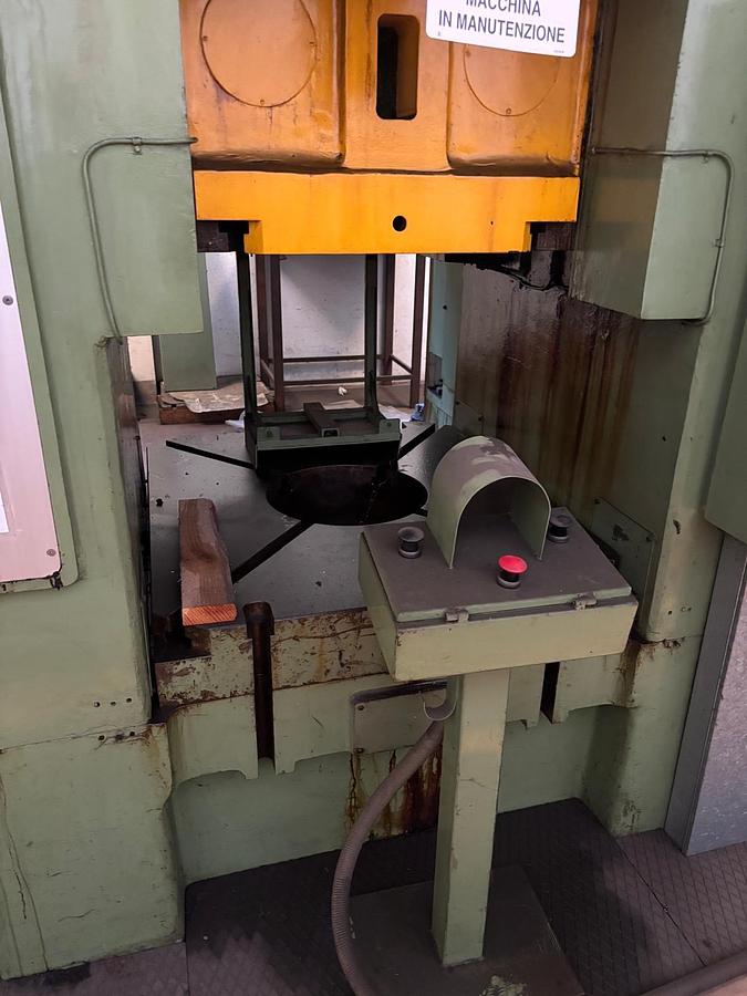Used Knuckle Joint Press KIESERLING 2000 
