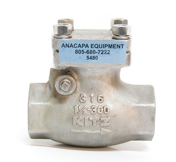 Used KITZ Swing Check Valve Class 300 1 1/2&#034; AK300 SCS14 8Y082 Threaded 316 (5480)