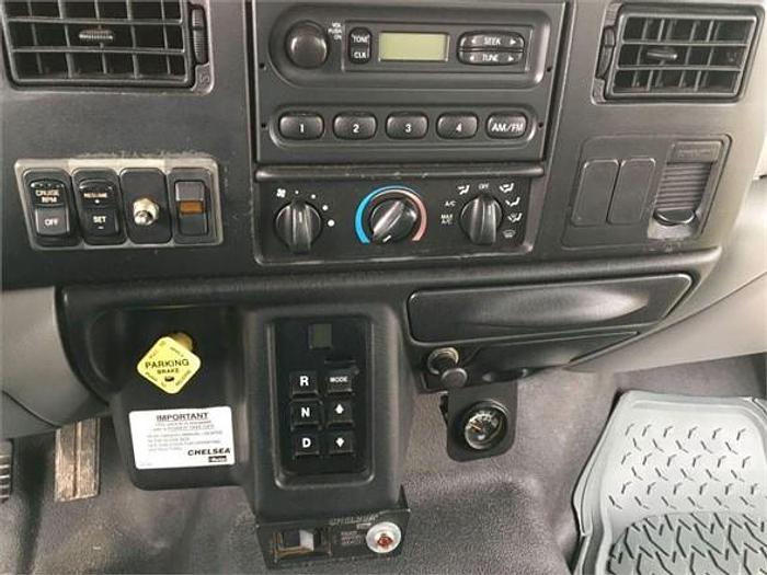 Used 2005 FORD F750 SD