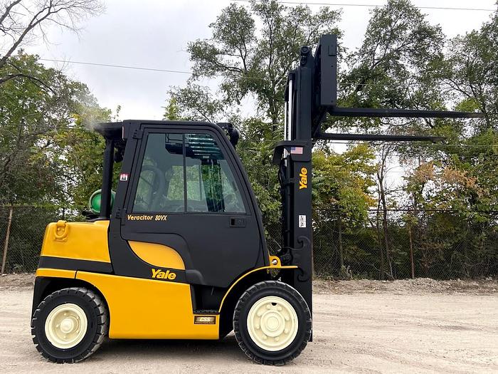 Used 2013 YALE GLP080VX PNEUMATIC FORKLIFT