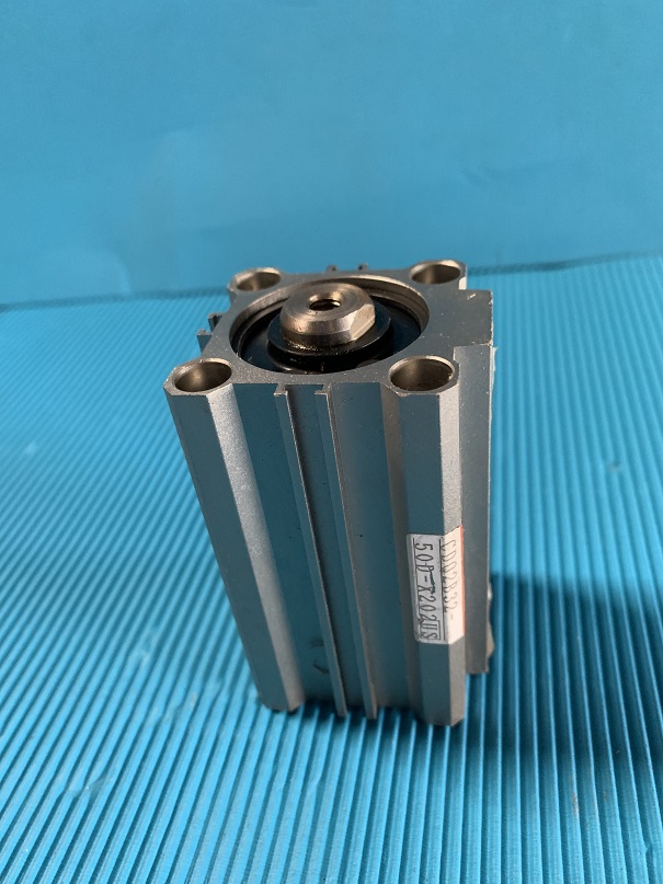 Used SMC Air Cylinder CDQ2B32-50D-X202