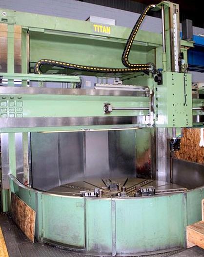 Usata TORNIO VERTICALE TITAN SC 33 CNC