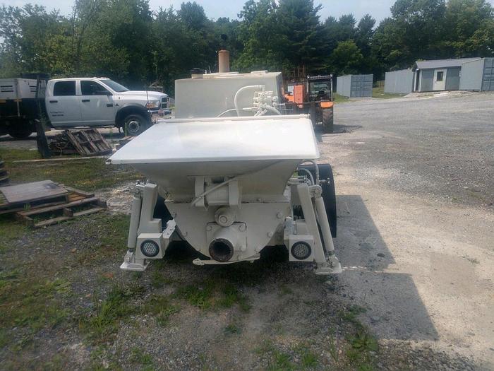 Used 2004 Schwing BPA 500 Trailer Pump
