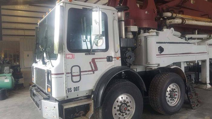 Used 1998 Schwing 42M Pump with Long Rock Valve