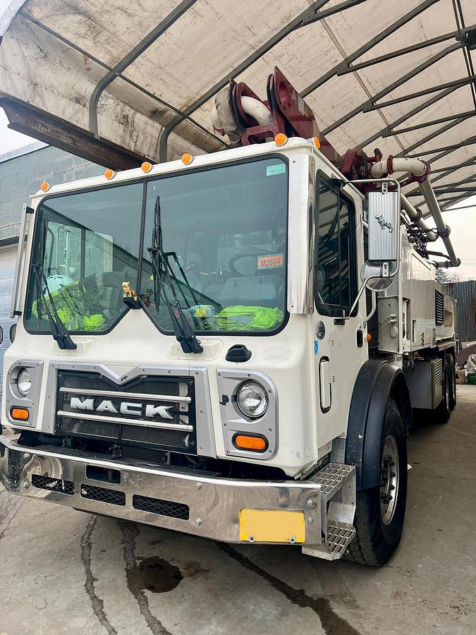 Used 2018 Putzmeister 38Z-5