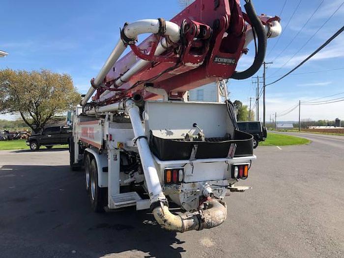 Used 2006 Schwing 32XL – 32 Meter Concrete Pump