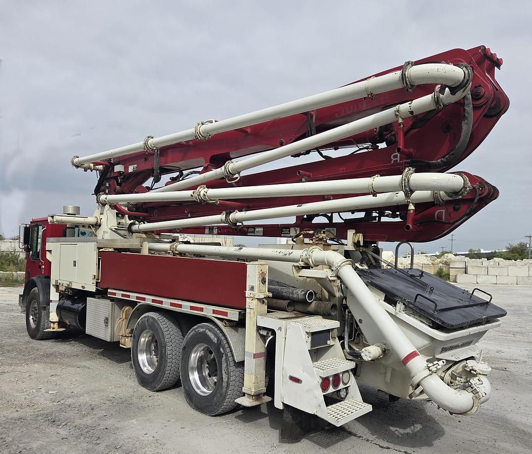 Used 2004 Putzmeister 32-Z 16H MINT!