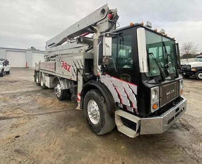 Used 2006 Putzmeister 38M Pump