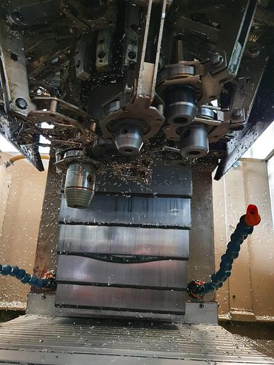 Gebruikt Chiron FZ12S