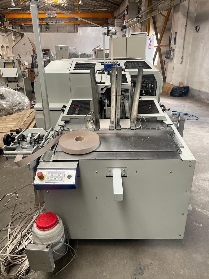 Used Kolbus DA 260 - automatický deskovací stroj