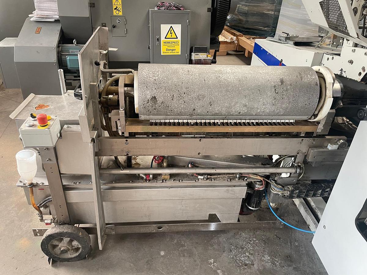 Used Kolbus DA 260 - automatický deskovací stroj