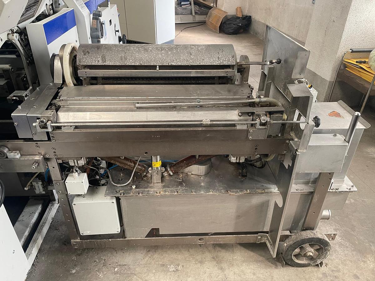Used Kolbus DA 260 - automatický deskovací stroj