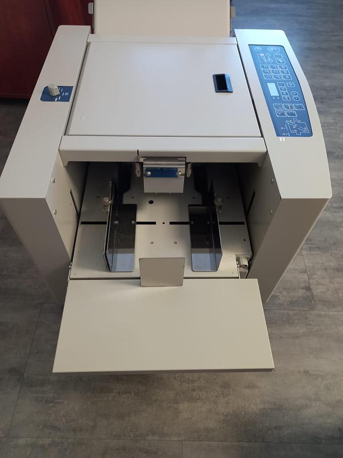 Used Uchida AeroFold