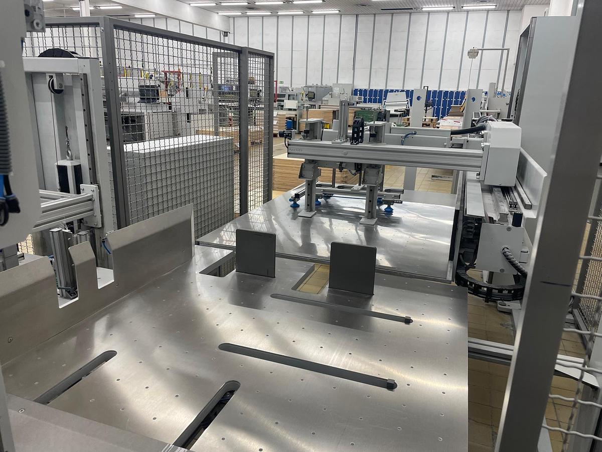 Used Baumann BASA 3 system - automatická střásací linka pro řezací stroje