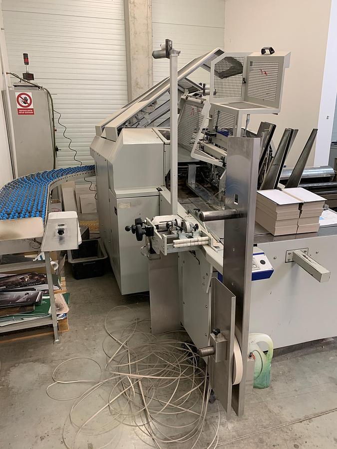 Used Kolbus DA 260 - automatický deskovací stroj 