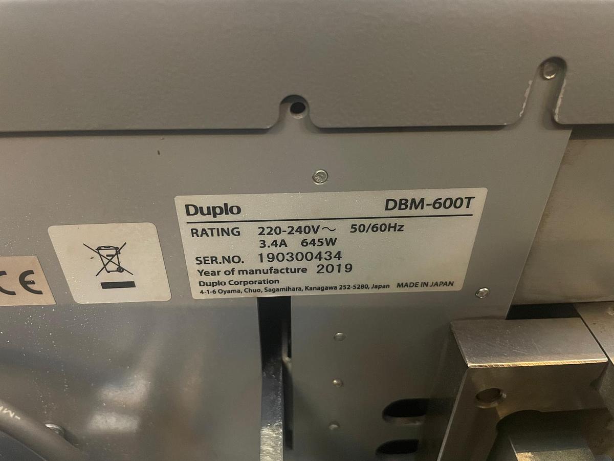 Used DUPLO DBM 600 – Automatická brožurovací linka V1