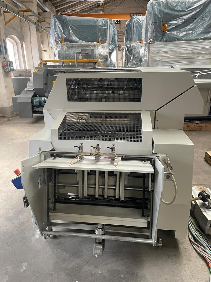 Used Kolbus DA 260 - automatický deskovací stroj