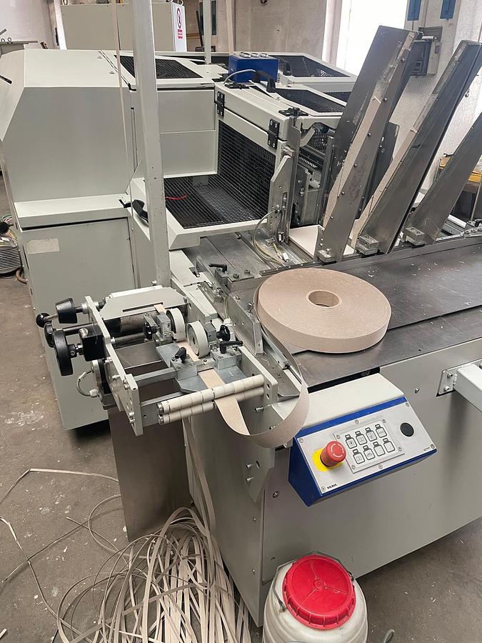 Used Kolbus DA 260 - automatický deskovací stroj