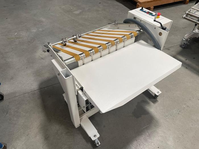 Used MBO A 76 - vykladač