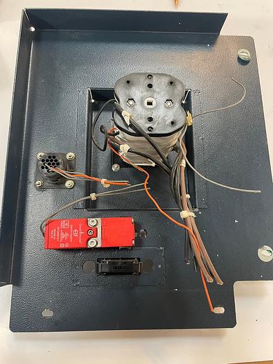 Used Hlavní vypínač