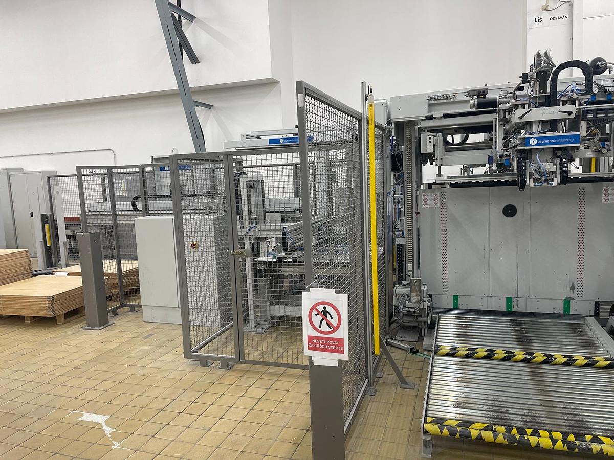 Used Baumann BASA 3 system - automatická střásací linka pro řezací stroje