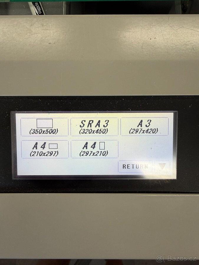 Used Uchida Aerocut ONE automatická řezačka na vizitky