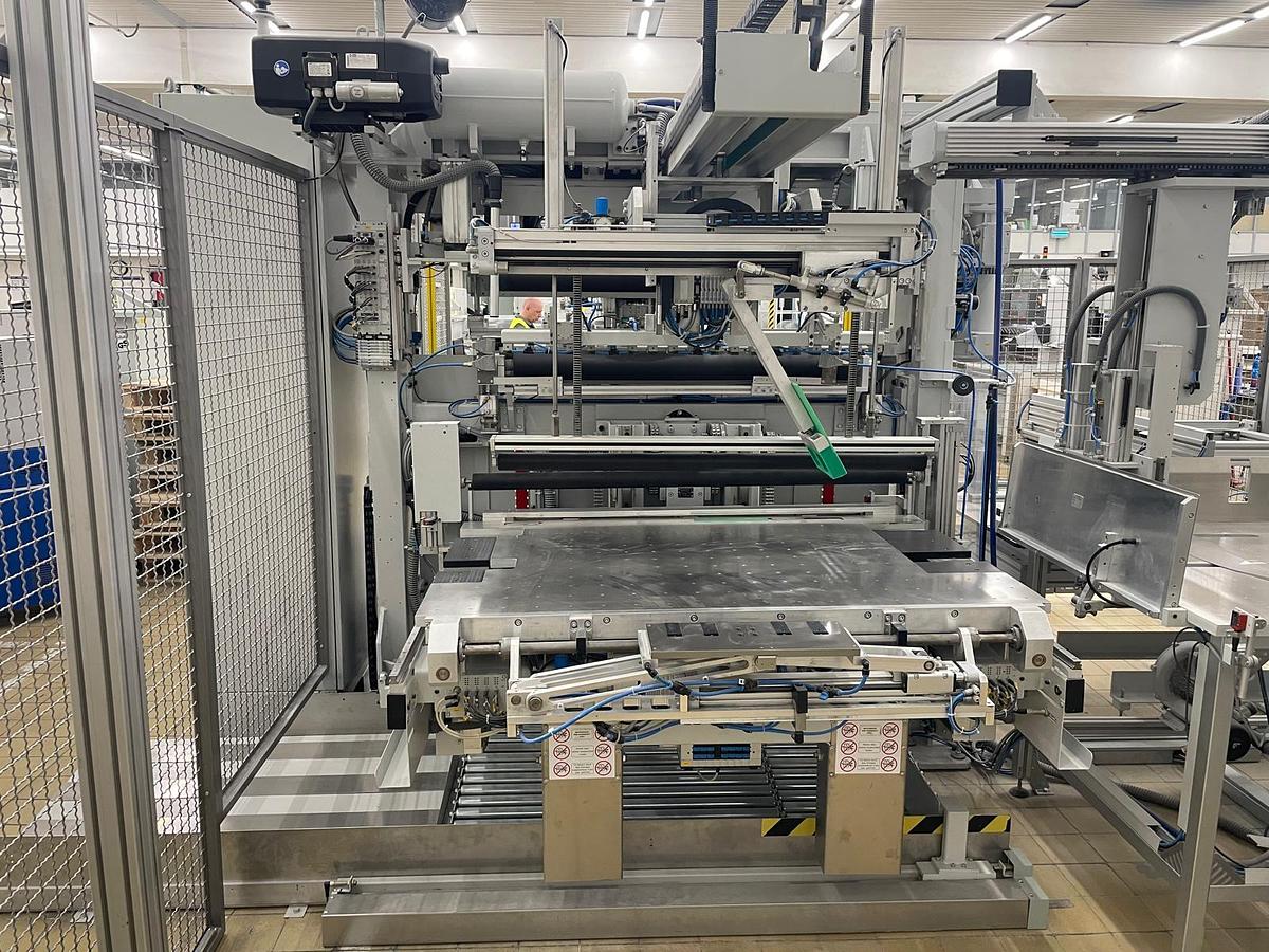 Used Baumann BASA 3 system - automatická střásací linka pro řezací stroje