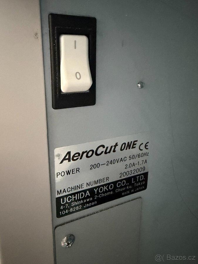 Used Uchida Aerocut ONE automatická řezačka na vizitky